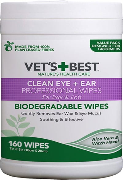 Vet's best oor een oog reinigersdoekjes voor honden uit 100% natuurlijke en biodegradable planten . Grote verpakking met grote doekjes 160 st van 18 x 20 cm aloe vera en witch hazel .