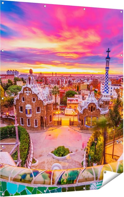 Gards Tuinposter Park G�ell Uitzicht op Barcelona - 120x160 cm - Tuindoek - Tuindecoratie - Wanddecoratie buiten - Tuinschilderij