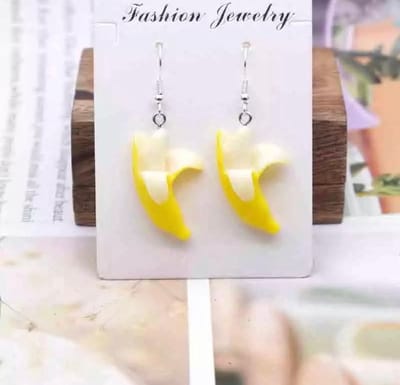 Akyol - Banaan oorbellen – Oorbellen dames - oorbellen meisjes -oorbellen met banaan - - Oorhangers dames - leuke bananen oorbellen - Sieraad- fruit oorbellen - oorbellen cadeau - verjaardag - bananen oorbel - fruit oorbel