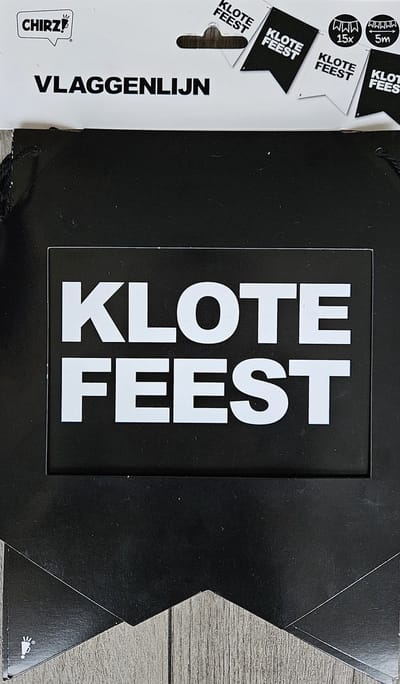 Vlaggenlijn - Klote feest - Slingers - Verjaardag - Feestdecoratie - Humor - Themafeest