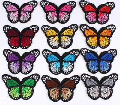 Vlinders Strijk Embleem Groot - Set van 12 - Vlinder Patch - Insecten Strijkembleem - 12 Stuks - Patchwork - Patches - Stofapplicatie - Stof en Strijkembleem - Versiering voor op kleding - Leuk Cadeau - 7 x 5 cm