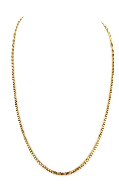 Ketting - RVS - vierkant - Venetiaanse schakel - Goudkleurig - L 60cm - Br 2mm - Minimalistische ketting is een subtiel, eenvoudig en tijdloos sieraad met strakke lijnen en delicate details, dat de outfit verfijnd aanvult zonder te overheersen.