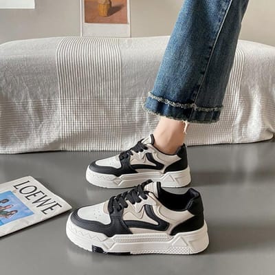 Mode Kleine Witte Schoenen Dames Nieuwe Meisjes met Dikke Zolen Lage Top Boardschoenen Lente en Herfst Vrije Tijd Sportschoenen 40 black