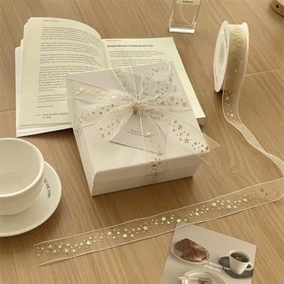 Ruban Étoile Dorée Feuille d'Or - Cordon Satiné pour Emballage Cadeau avec Étoiles Dorées Enduites de Plastique pour Loisirs Créatifs DIY, Lier Décoratif et Emballage Cadeau Exquis 10 yards beige