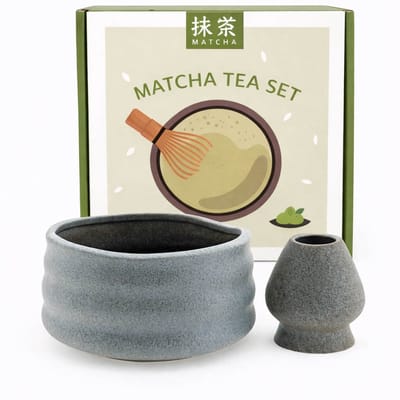 Matcha set in giftbox terra 2-delig– grijs – keramische matcha kom met schenktuit & houder voor bamboe klopper – Japans matcha ritueel – stijlvol thee cadeau