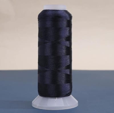 Polyester Borduurgaren - Naaigaren Spoel - Machinaal Borduren - Laag Pluizen - 1 Rol - F24