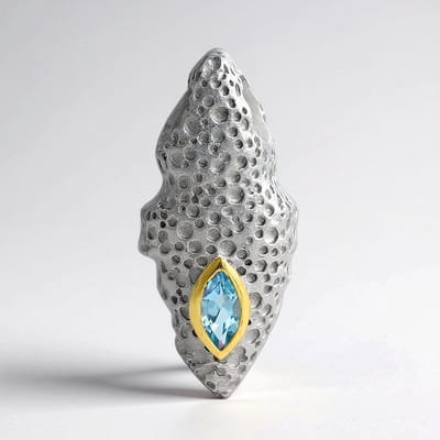 Cavill - Zilveren Hanger - 925 Sterling Zilver Geel- en Wit Verguld - Zwitsers-blauwe Topaas Marquise 0,614 ct - Modern Design - Luxe Sieraad