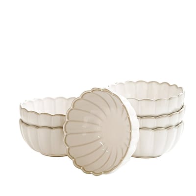 Almina Bloomy 6x Dipschaaltjes – Porselein – Voor Snacks, Sauzen & Tapas – Bloemvormig Design – Ø 9 cm