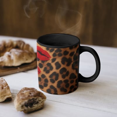 Magische Mok - Foto op Warmte Mokken - Koffiemok - Lippen - Drie - Rood - Panterprint - Magic Mok - Beker - 350 ML - Theemok