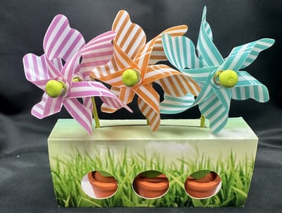Set van 3 decoratieve windmolentjes in pot - kunststof+houten steker " Roze-Oranje-Blauw met streepjes"- meerkleurig + groene potjes- dia 9 cm x hoogte 16 cm - Tuinaccessoires - tuinstekers