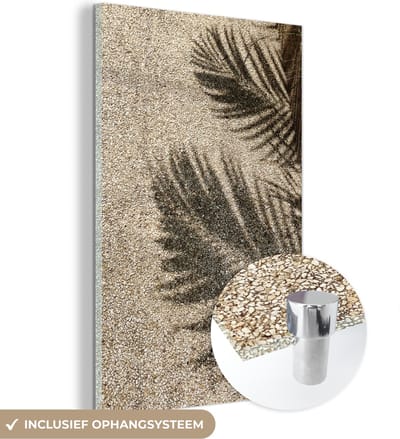 MuchoWow® Glasschilderij 120x180 cm - Schilderij acrylglas - Zand - Palm - Strand - Foto op glas - Schilderijen