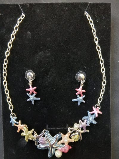 My Sweet Romance® – Zilverkleurige Ketting met Parels & Zeesterren – 41 cm + 5 cm