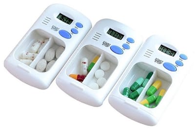 Allecto - Medicijndoos - Draagbare Minipilhouder - Digitaal Alarm - 10 x 7 x 3 cm - Medicijnopslag - Organiseer je pillen - Geschikt voor dagelijks...