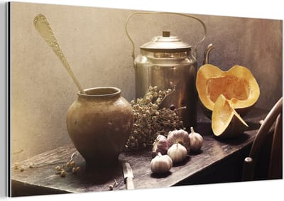Aluminium schilderij 160x80 cm - Wanddecoratie metaal - Stilleven - Pompoen - Knoflook - Pan - Tafel - Metalen muurdecoratie woonkamer - Decoratie industrieel - Foto op dibond - Industriële accessoires slaapkamer