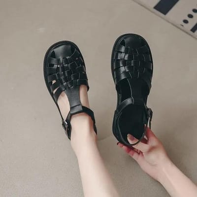 Dames Zomersandalen Platte Schoenen Ronde Neus Hol Gebreid Dames Eén-lijns Gespschoenen Comfortabele Dikke Hakken Temperament Sandalen 39