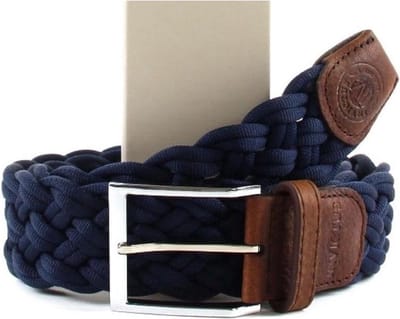 4CM BREDE GEVLOCHTEN RIEM VAN INVICTUS MET EEN RIJKE UITSTRALING EN PERFECTE ITALIAANSE KWALITEIT. MAAT 105