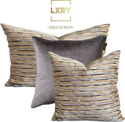 Zippi Design LXRY Set - velvet antraciet met dieren print wit crème geel bruin gestreept - Luxe handgemaakte designkussens met eenden veren vullingen - maten 45x45 cm en 40x60 cm