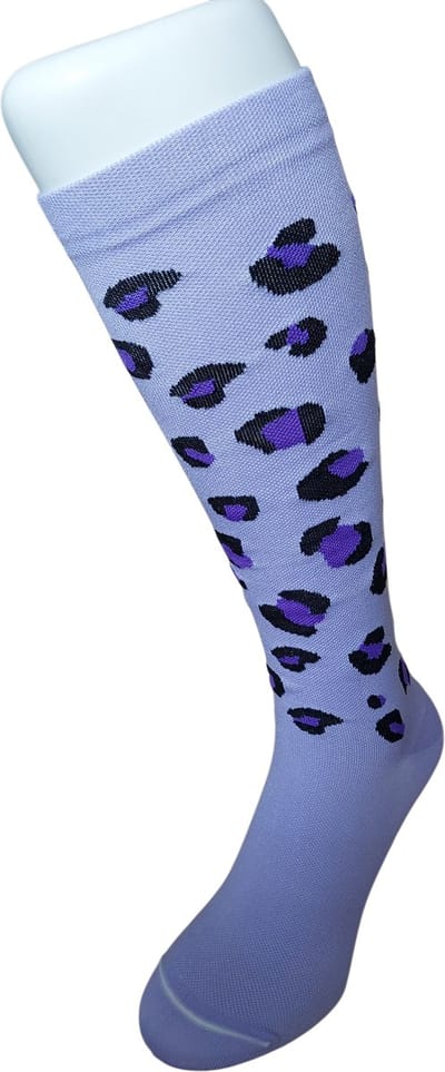 WeirdoSox - Compressie sokken - Knie hoogte - Steunkousen voor vrouwen en mannen - 1 paar - Paars Panterprint 35/38 - Ideaal als compressiekousen hardlopen - compressiekousen vliegtuig