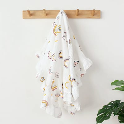 Hydrofiele doek XL - Swaddle - Baby muslin swaddle - Kraamcadeau - Katoenen mousseline baby deken - Baby badhanddoek - Ruffels - 90x70 - Regenboogjes