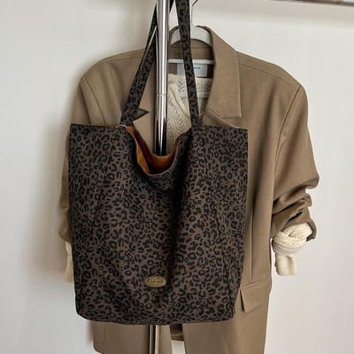 Canvas tas met luipaardprint Dames Nieuwe Lente- en Zomermode Trend Tote Bag Casual Grote Capaciteit Forenzen Schoudertas black