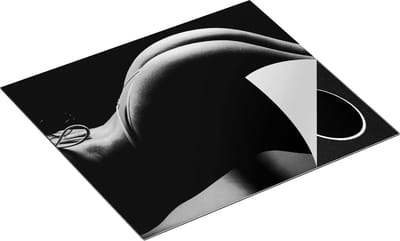 Chefcare Inductie Beschermer Vrouwen Billen in String - Erotiek - Zwart Wit - 60x50 cm - Afdekplaat Inductie - Kookplaat Beschermer - Inductie Mat