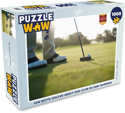 Puzzel Een nette golfer heeft een club in zijn handen - Legpuzzel - Puzzel 1000 stukjes volwassenen