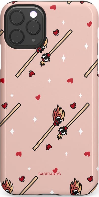 Casetastic Hoesje Geschikt voor Apple iPhone 11 Pro Max - Stijlvolle Beschermende Duo-layer Case - Vurige liefde