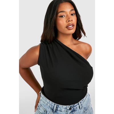 boohoo Dames Plus One Schouder Geruched Asymmetrische Top | Zwart | Maat: 44