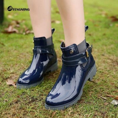 Vier Vrouwen Pvc Regenlaarzen Enkel Waterdichte Schoenen Waterschoenen Vrouwelijke Galochen Rubber Korte Regenlaarzen Lente Winter Laarzen 35 beige