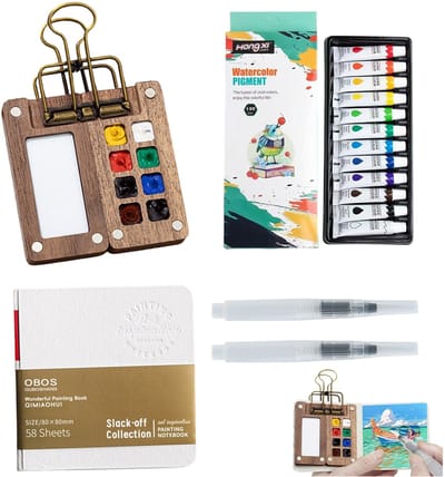 Mini-reisset voor aquarelverf - Draagbaar palet, 8 vakken - Compacte houten paletdoos - Reisverfbakje in zakformaat - Met metalen clip - Aquarelpalet met 12 kleuren en 2 aquarelpenselen - Aquarel-schetsboek - Voor kunstenaars en studenten