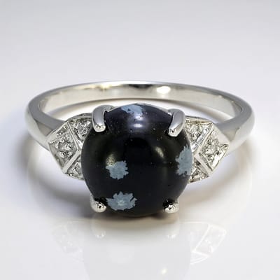 Cavill - Zilveren ring met sneeuwvlok obsidiaan 3,64 ct - 925 Sterling Zilver - Elegant - Cabochon Edelsteen met Cambodjaanse zirkonen 0,043 ct
