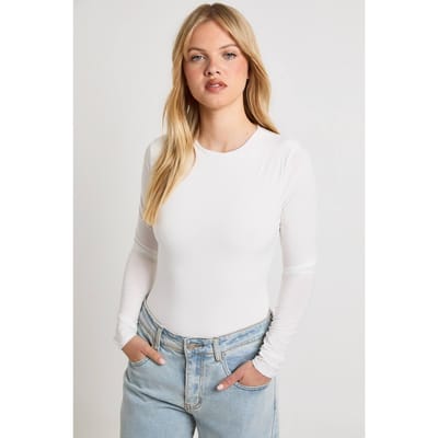 boohoo Dames Petite Dubbellaags Slinky Bodysuit Met Lange Mouwen En Ronde Hals | White | Maat: 12