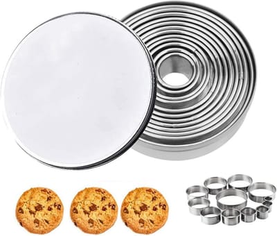 Famanu - Ronde Cookie Cutter Set, 12 Stuks Met Opbergdoos, Dessert/Food Ring, Non-Stick, DIY Deeggerei, Roestvrij Staal Voor Taarten, Koekjes en Donuts