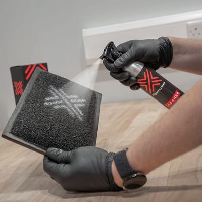 Pipercross luchtfilter schoonmaakset bestaande uit 250 ml reiniger + 100 ml vuilopname additief