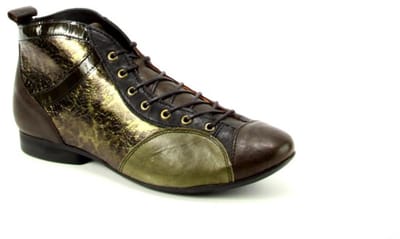 Low Boots Think -