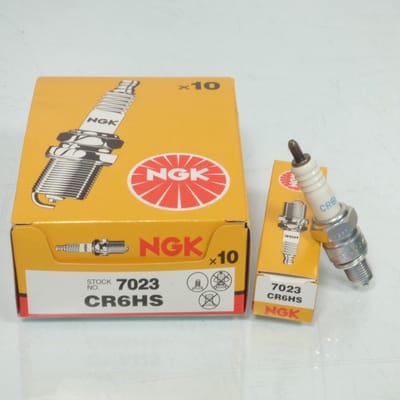 Bougie d'allumage NGK pour Moto Yamaha 250 XV Après 1989 CR6HS / 7023 / Par 10 Neuf