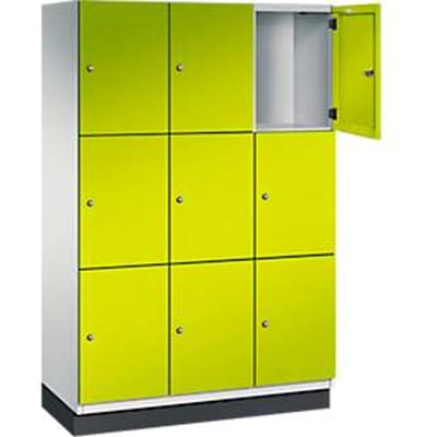 C+P Cambio lockerkast, 3 vakken, 9 vakken, met plint, B 1200 x D 525 x H 1980 mm, lichtgrijs/kleingroen