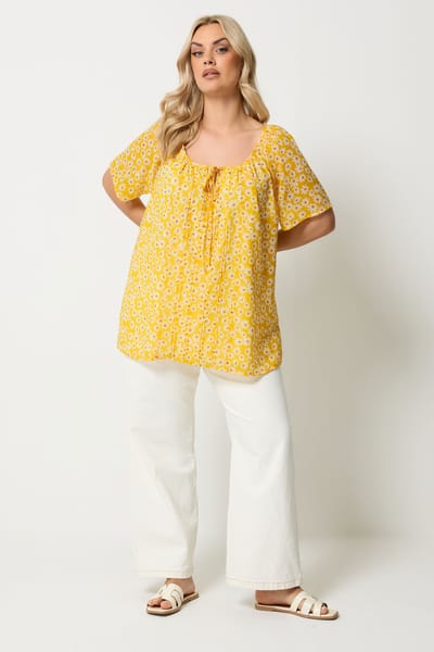 Yours Zwartwitte Blouse Met Bloemenprint, Strik Bij De Hals En Plooien Size 42