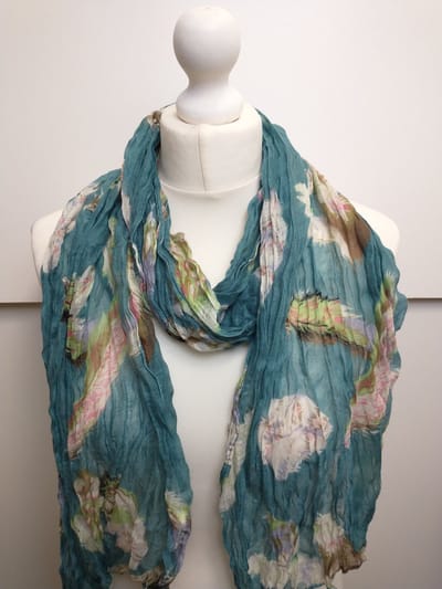 Lange dames sjaal Edith veertjesmotief sparren groen wit fuchsia bruin blauw lime zwart