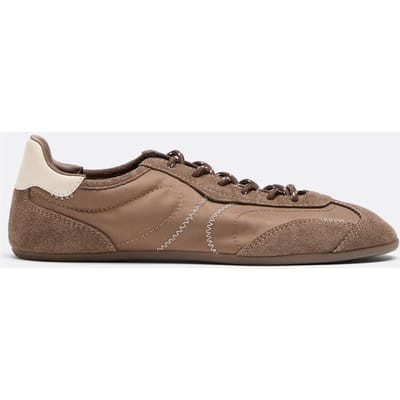 Stradivarius Sneakers met veters en leerdetails  BRUIN 35