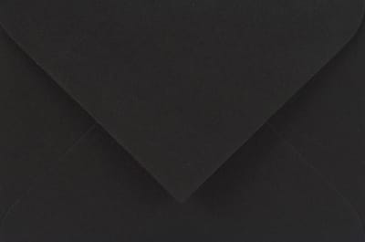 Gladde zwarte enveloppen A7 - 80 x 120 mm - 25 stuks - NK natgelijmde - 115 gram - Sirio Color - Netuno