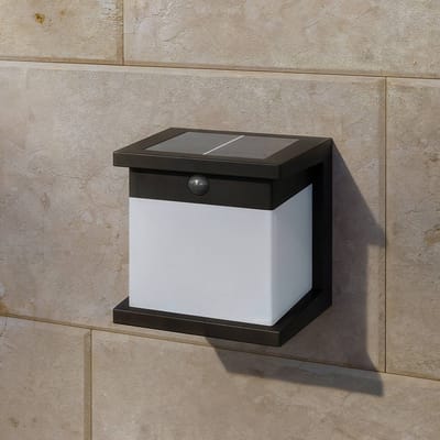 Philips Diara Solar wandlamp - Zonne-energie - Warmwit licht: 2700K - Zwart - Twee lichtstanden - Schemersensor - Bewegingssensor - IP44: weerbestendig - Solar buitenverlichting