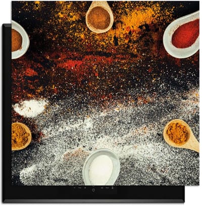 KitchenArt - Spice Fusion – Inductie Beschermer - 59x52 cm - Kookplaat Beschermer - Luxe Afdekplaat Inductieplaat - Anti-slip & Oprolbaar - Beschermmat Inductiekookplaat