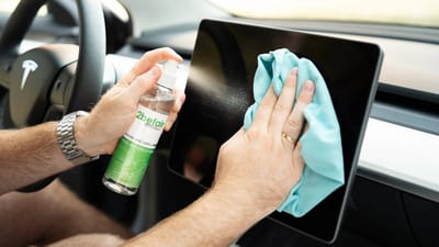2befair Tesla Interieur Reiniger: Schitterend Interieur & Display - 250ml - Accessoires Nederland België