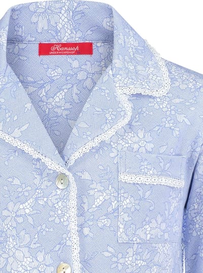Exclusief Luxueus Kinder nachtkleding Luxe mooie zacht blauwe Girly Pyjama van Hanssop met verfijnde kant rand details en luxe kraag verwerking, Meisjes Pyjama, zacht uniek blauwe kant design print, maat 116