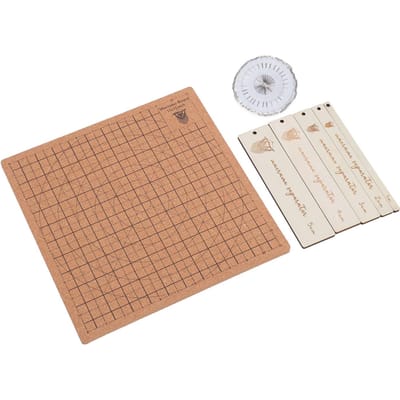 Planche Macramé 11.8x11.8 pouces Grilles Réutilisables Double Face Planche de Tressage Macramé avec 30 Épingles en T et 5 Pièces Auxiliaires white