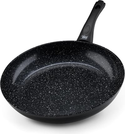 Grote koekenpan 32 cm met handvat voor optimale bakresultaten