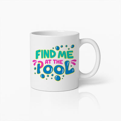Find Me at the Pool Mok – 330ml Grappige Zomer Koffiemok – Perfect Cadeau voor Zwemmers, Strandliefhebbers & Vakantiegevoel