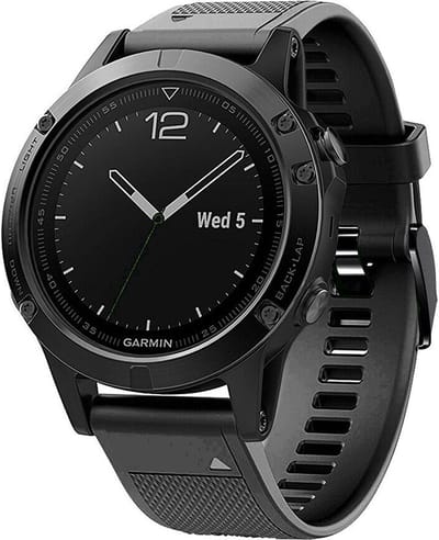 Strap-it Siliconen Sport Bandje  Zwart geschikt voor Garmin Fenix 9 (Pro) 47mm - Fenix 8 (Pro-E-47mm) - Fenix 7 (Solar-Pro) - 6 (Solar-Pro) - Fenix 5 (Plus) / Forerunner 970 - 965 - 955 - 945 - 935 - 745 - 8 / Fenix 8 (Pro/E)  QuickFit 22mm