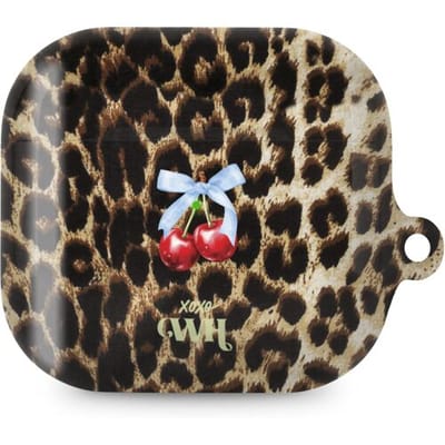 xoxo Wildhearts hoesje geschikt voor AirPods 3 - Berry Wild - Ook als telefoonhoesje verkrijgbaar - schokbestendige case - koptelefoonhoes - Beschermhoes met met tijgerprint / luipaardprint - kers print - dierenprint hoesje - kersen - panterprint